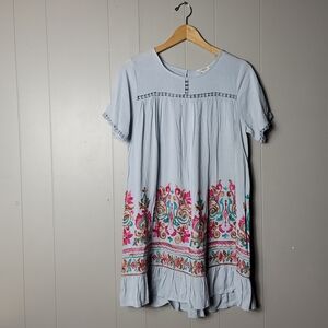 UMGEE LIGHT BLUE FLORAL EMBROIDERED SHIFT DRESS RAYON BLEND WOMENS SIZE SMALL